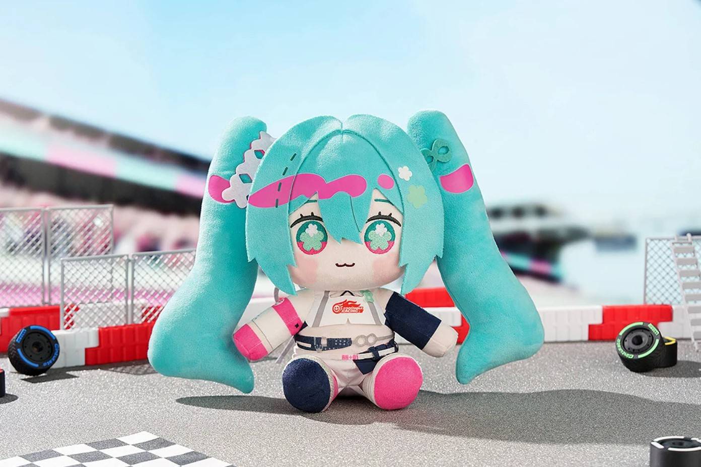 初音ミク レーシングVer. 2025 HUGGYDOLL