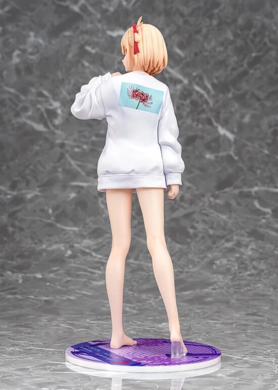 錦木千束 オーバーサイズトレーナーVer.