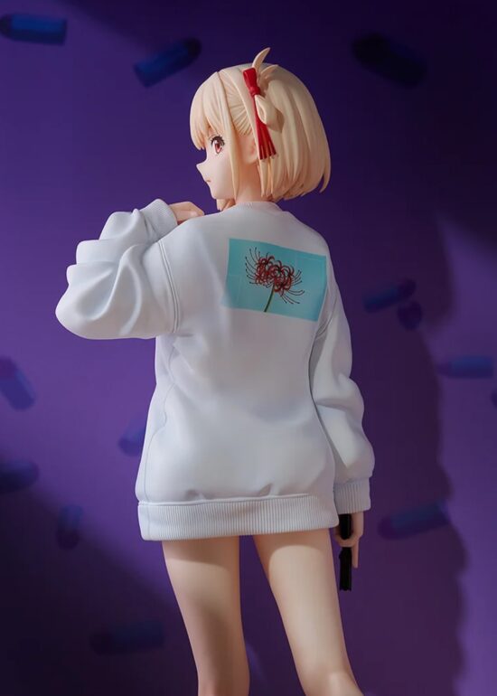 錦木千束 オーバーサイズトレーナーVer.