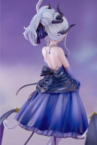 ヒナ（ドレス）