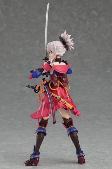figma セイバー/宮本武蔵
