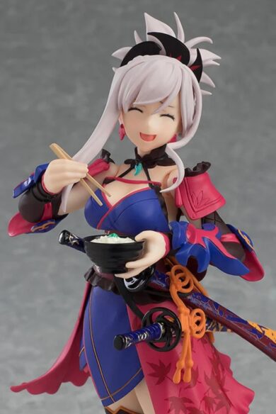 figma セイバー/宮本武蔵