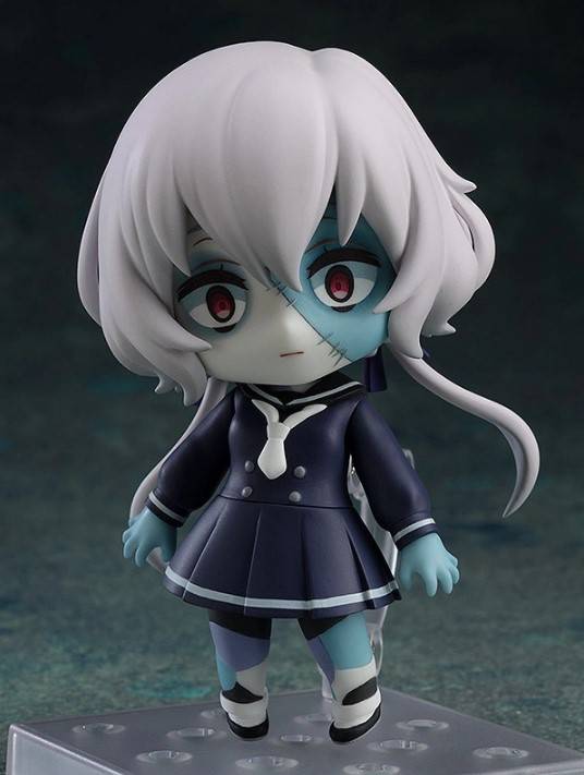 出典：GOOD SMILE COMPANY(↑画像クリックで拡大） TVアニメ「ゾンビランドサガ」から「紺野純子」が制服姿でねんどろいど化！表情パーツは「通常顔」「ゾンビィ顔」「照れ顔」の3種類が付属。ゾンビィ状態を再現可能な「ゾンビィ手・足パーツ」や、ひきこもってしまった際の「きのこパーツ」や「お座り下半身パーツ」も付属。同シリーズとあわせてお楽しみください♪ 商品ページへ 作品名：ゾンビランドサガ 仕様：ABS&PVC 塗装済み可動フィギュア・ノンスケール・専用台座付属・全高：約100mm 原型制作：デザインココ 発売予定：2020年10月　価格：5,200円 （税込） 予約受付：2020年5月15日（金）12:00～2020年7月8日（水）21:00